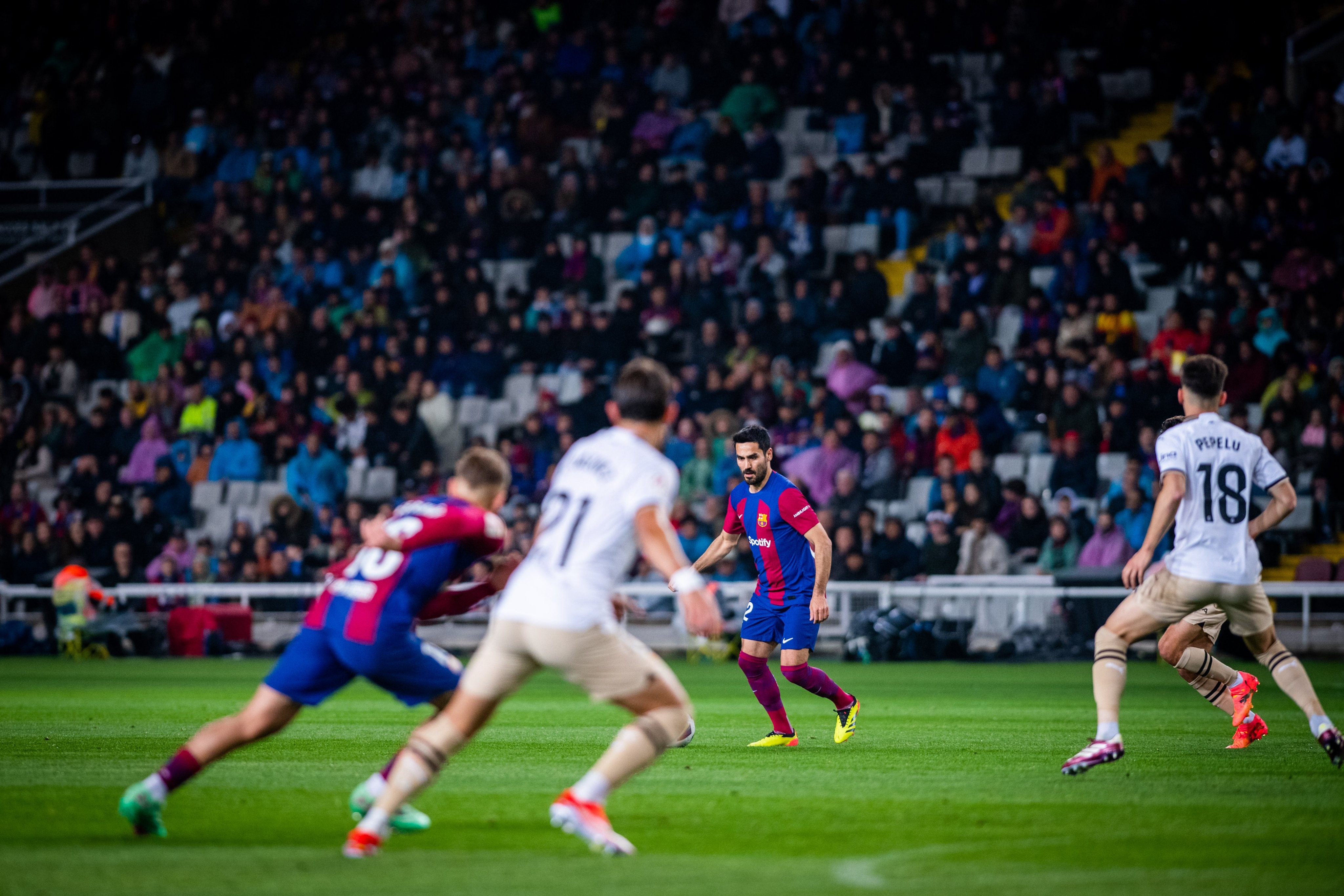 阿尔梅里亚客场对阵瓦伦西亚,争取分数 阿尔梅里亚客场对阵瓦伦西亚,争取分数