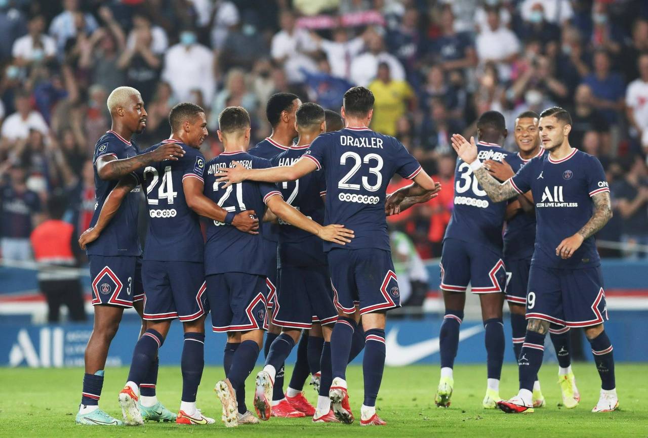 巴黎圣日耳曼轻松取胜，小组榜首稳固的简单介绍