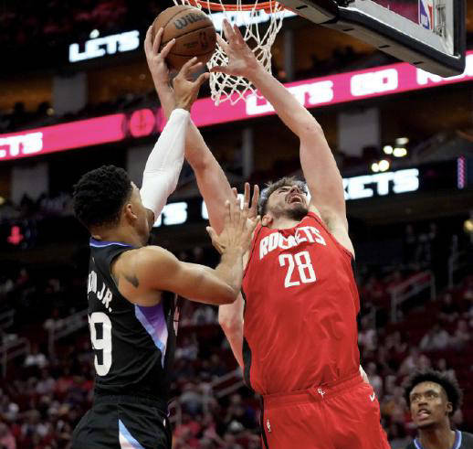 火箭队大胜爵士队，取得七连胜