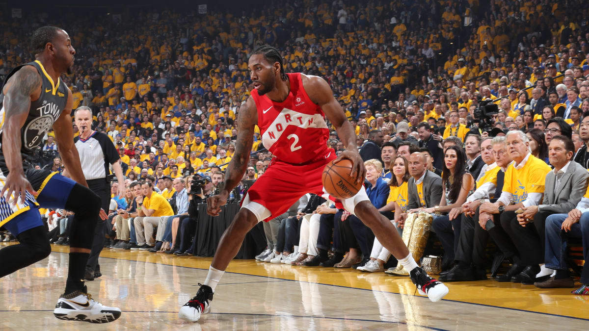 猛龙主场完胜凯尔特人，伦纳德贡献30分