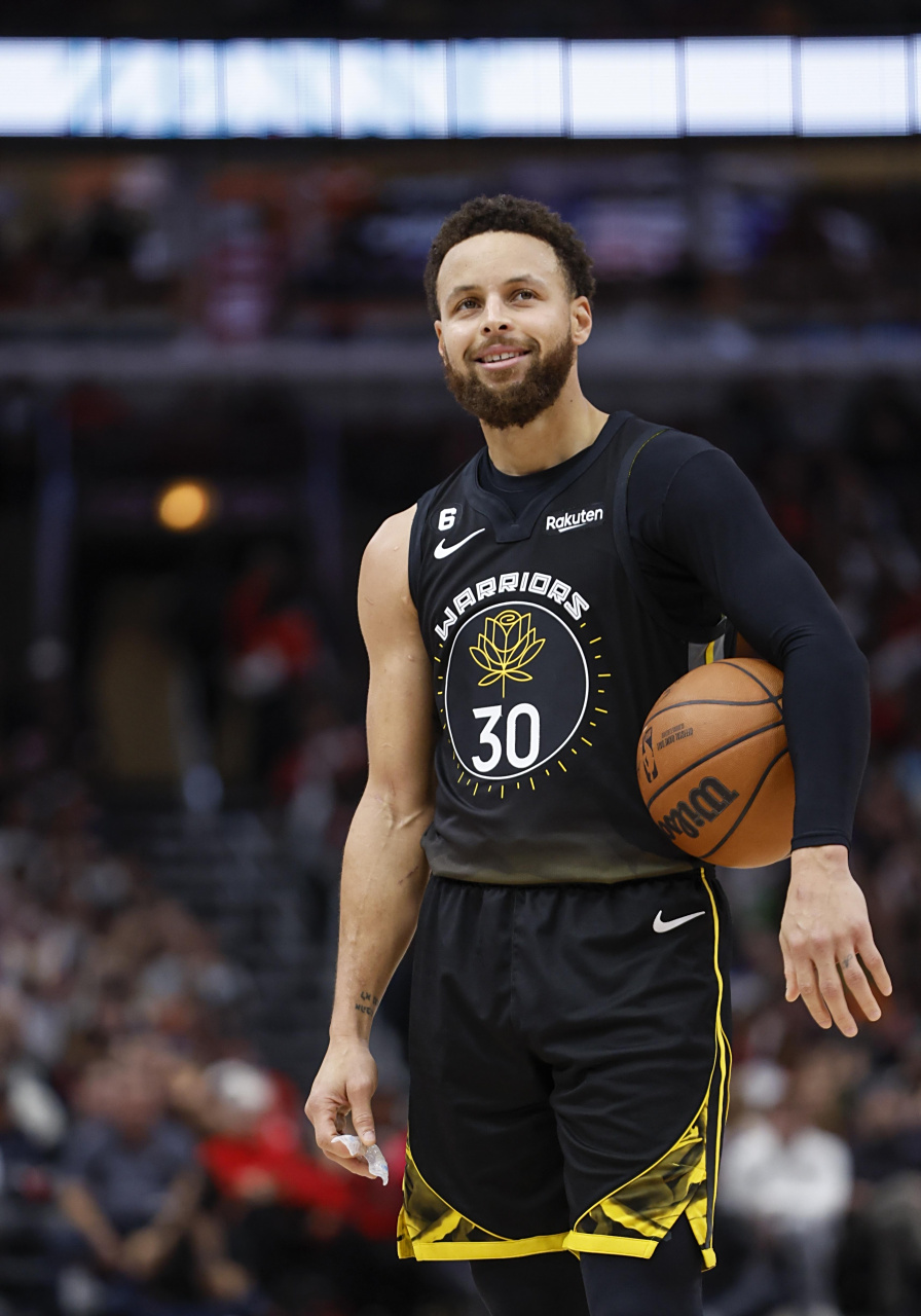 勇士明星球员因伤宣布缺席季后赛