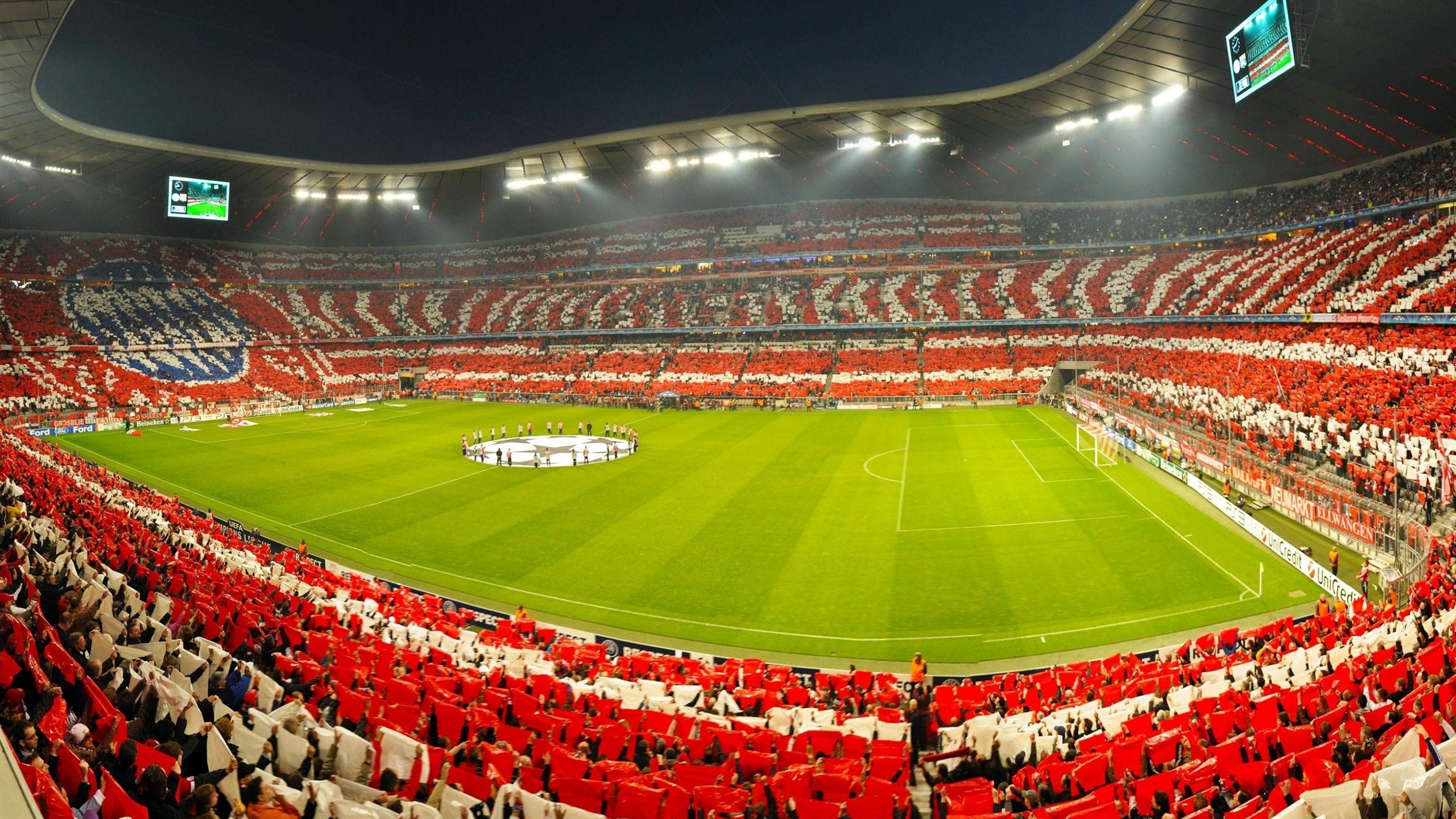 双日凌空，当卢卡库的巨锤砸开波斯铁骑的密道