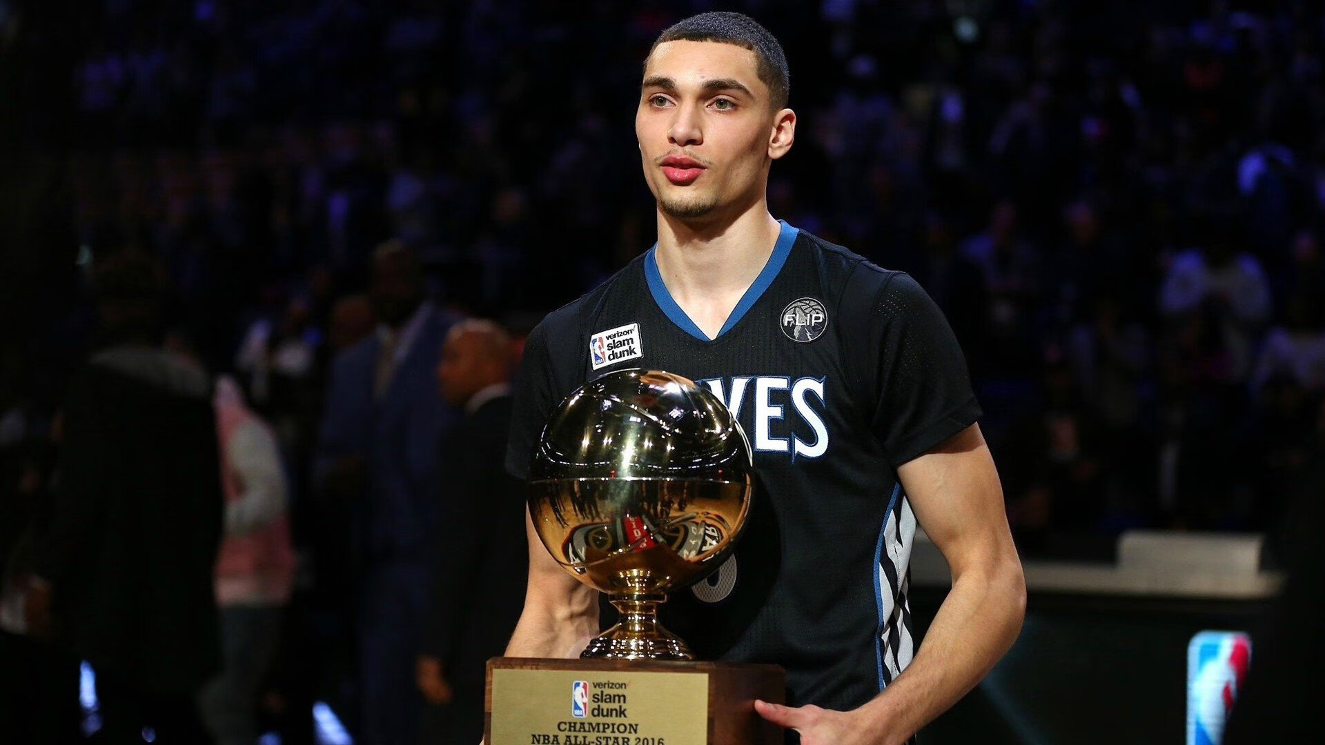 绿茵与硬木的交响，当欧冠战术风云遇上爵士的制霸美学