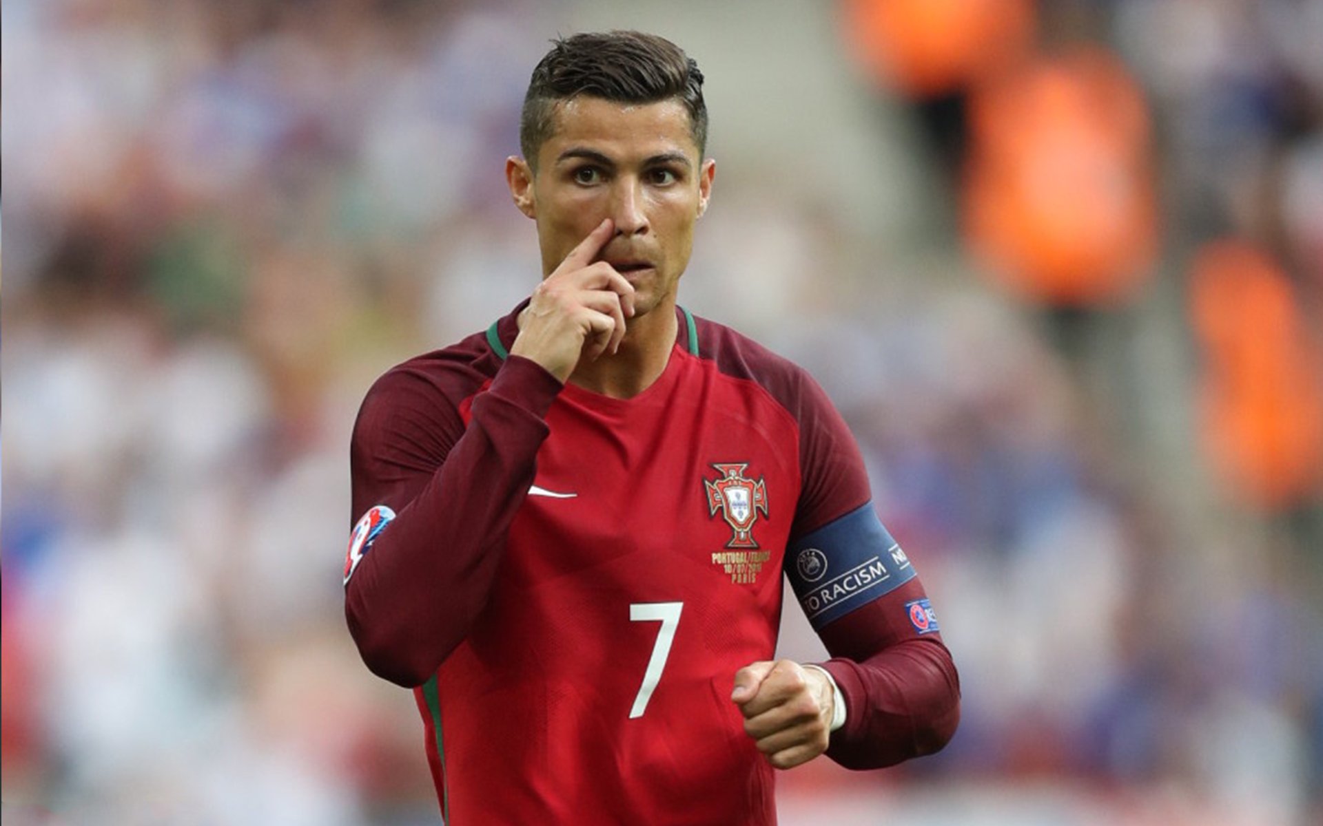 绝杀双舞台，从拉沃尔杯烽烟到年终总决赛王座，阿尔卡拉斯点燃网坛新时代